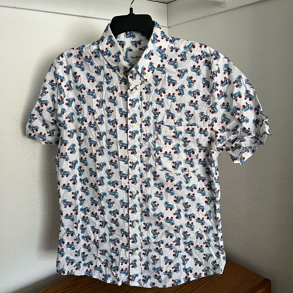 Goodfellow & Co Men's White Shirt with Blue and Red Pattern